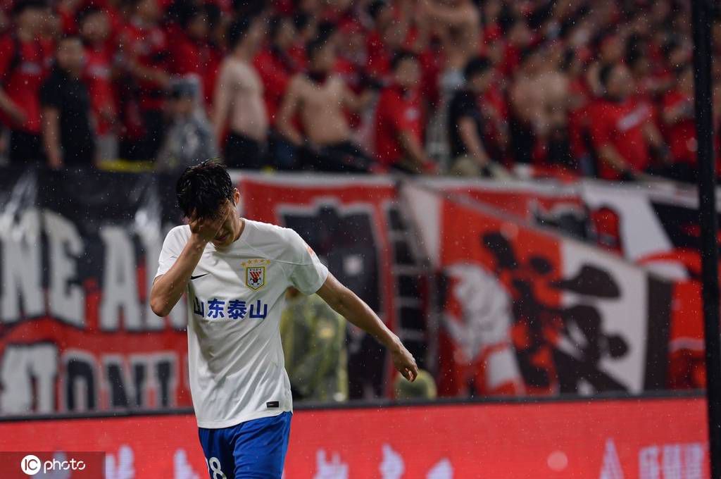 除了长相之外，如果这其中有一方劣迹斑斑，同样也会大大降低自身的价值。